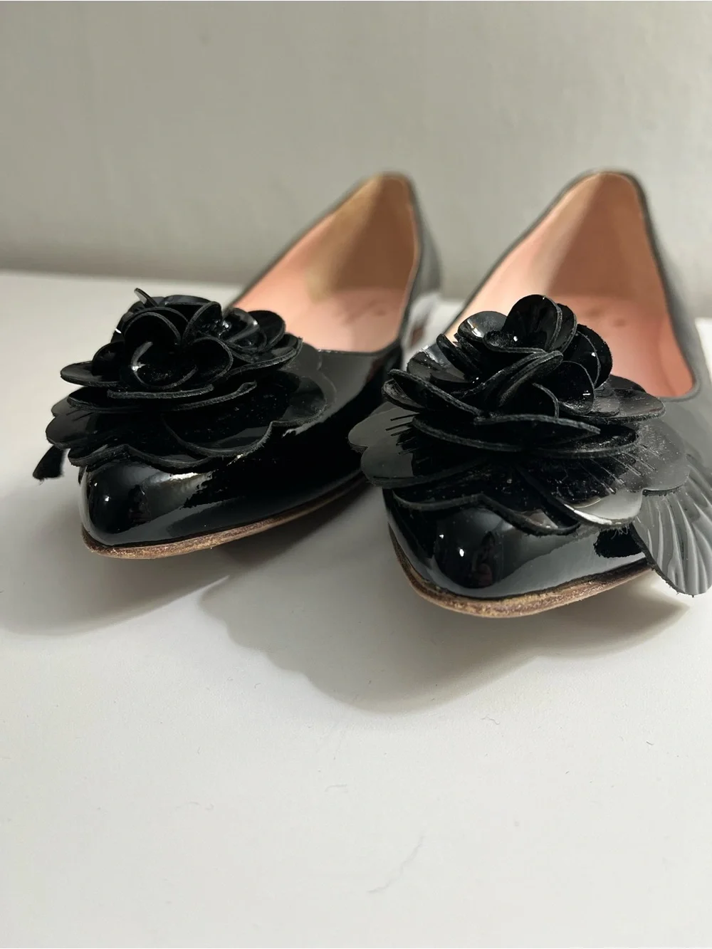Kate Spade Ellie Black Patent Floral Ballet Flats Size 6.5